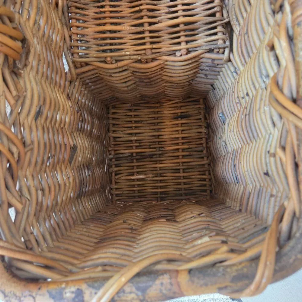 Heritage Stair Step Rattan Basket Hand Woven Wicker Rustic Cottage VTG Country